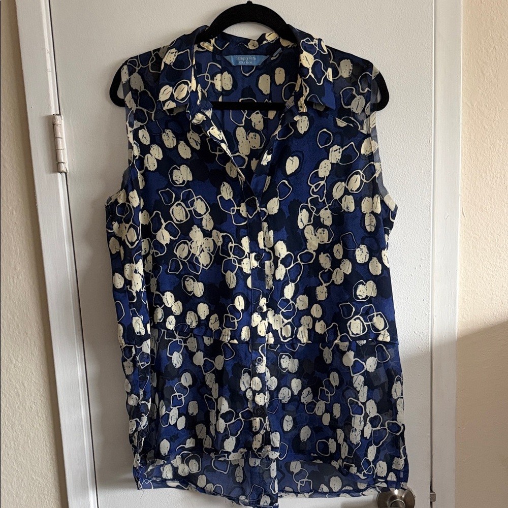 Simply Vera Vera Wang Navy and Cream Sleeveless Blouse